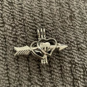 Heart with arrow ❤️ (FIT 2 PEARLS)